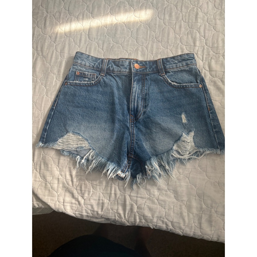 Zara Womens High Waisted Distressed Denim Shorts Medium Wash Blue Size 2